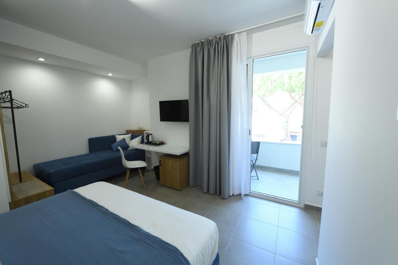 Blu In Blu Comfort Rooms Terrasini Exterior foto